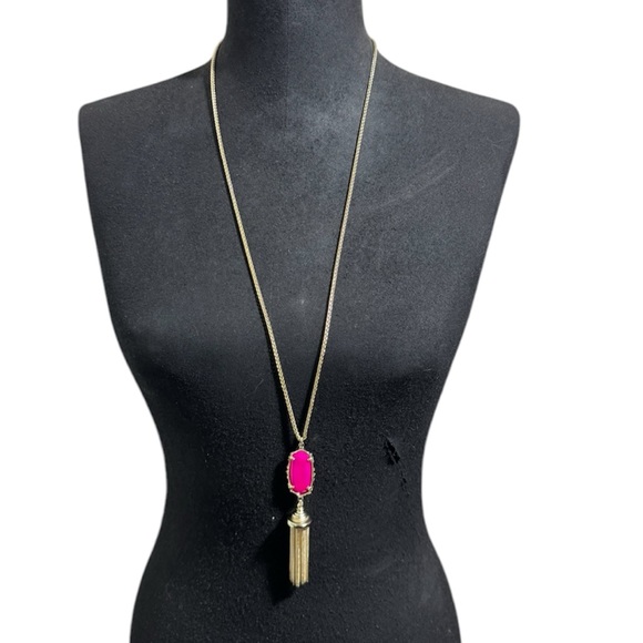 Kendra Scott Gold Everly in Hot Pink Agate - Picture 4 of 8